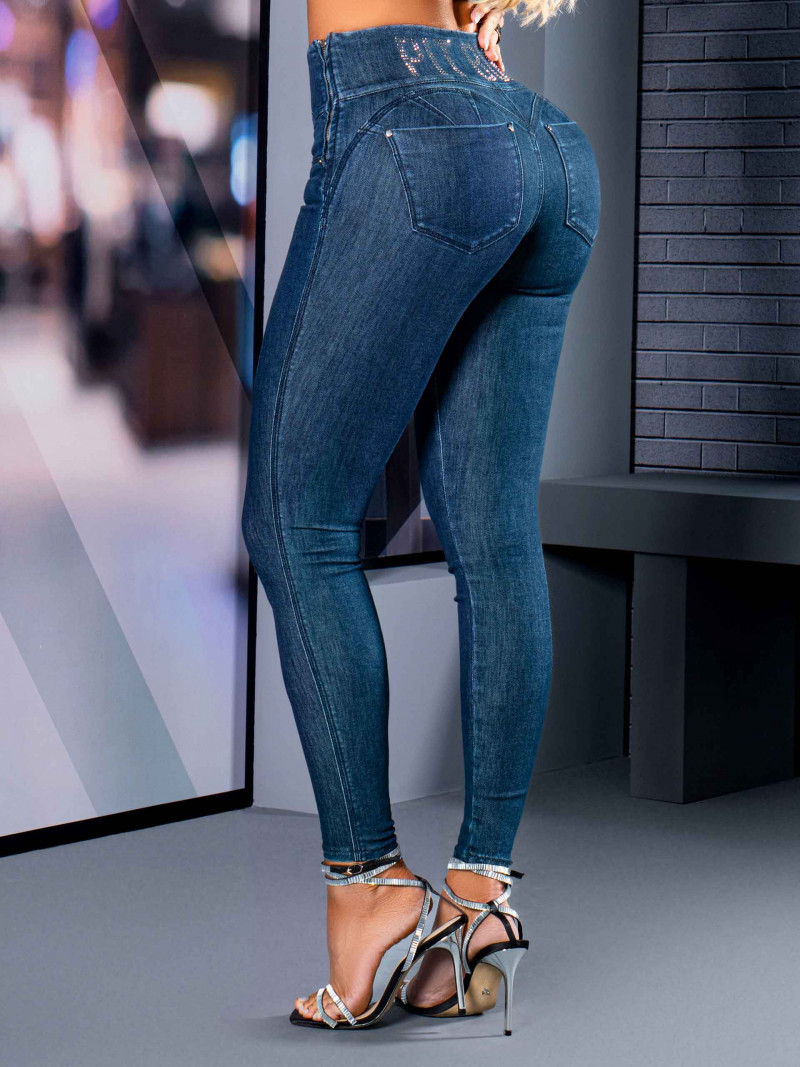 Calça Jeans Feminina Capri Modeladora Empina Bumbum Cintura Alta - Azul